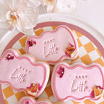 Wavy sign debosser and cutter