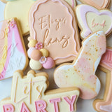 Border pop wavy arch with garland space stamp and cutter