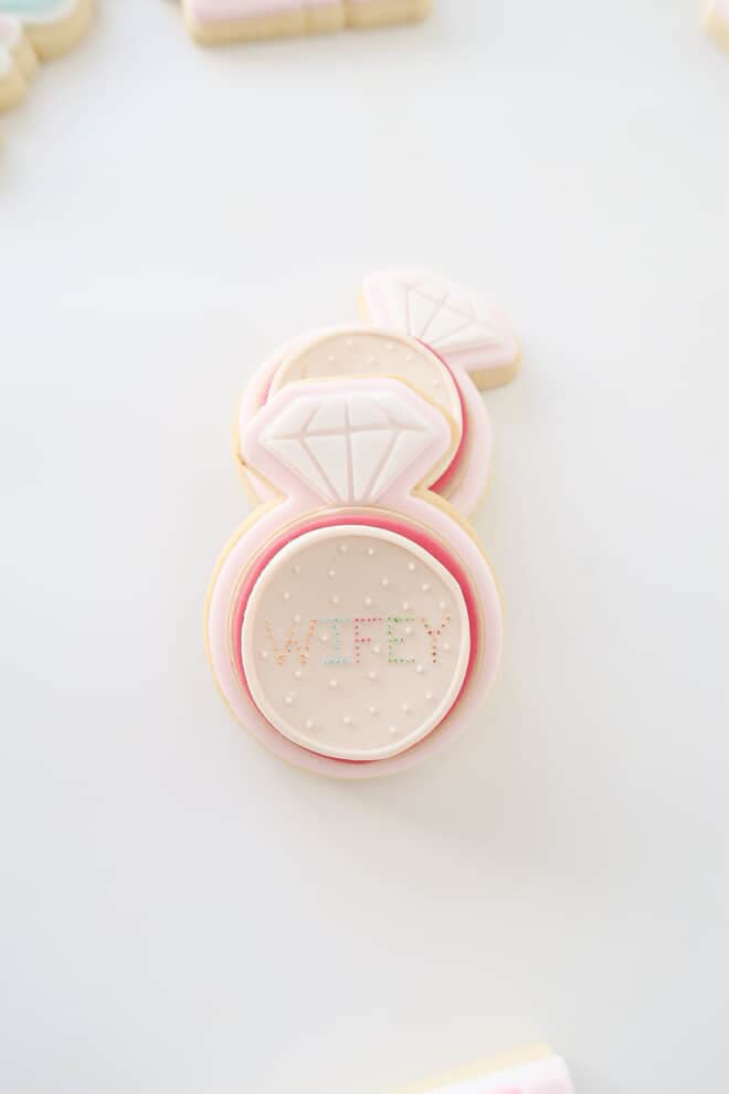 M&M WIFEY pizza stamp and cutter