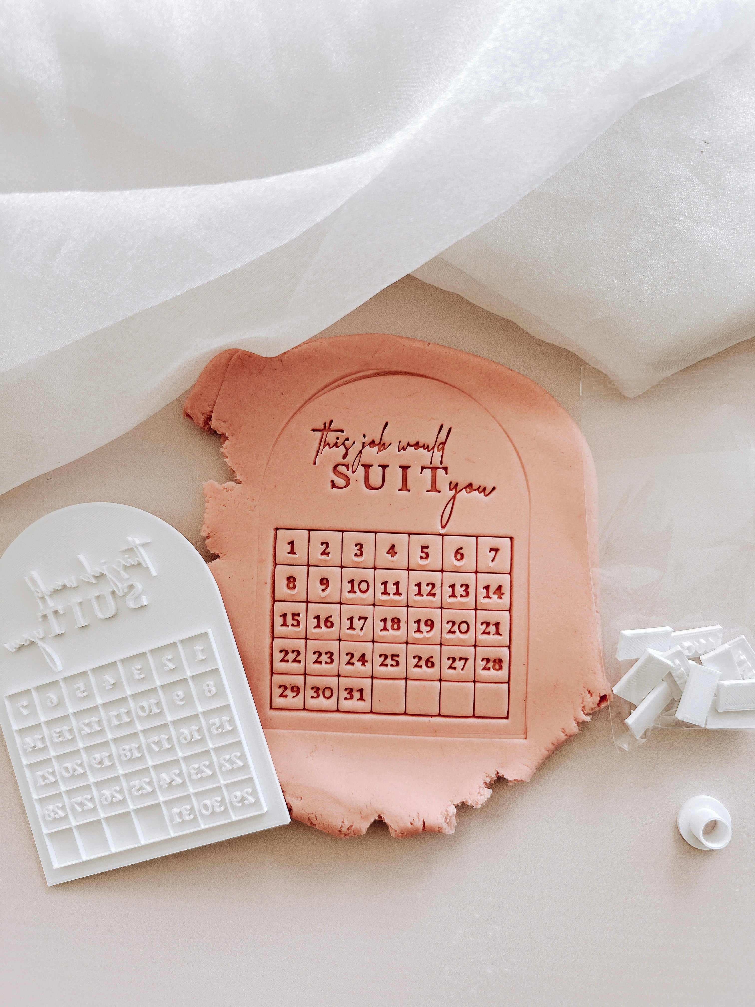 This job would suit you calendar arch set of 4