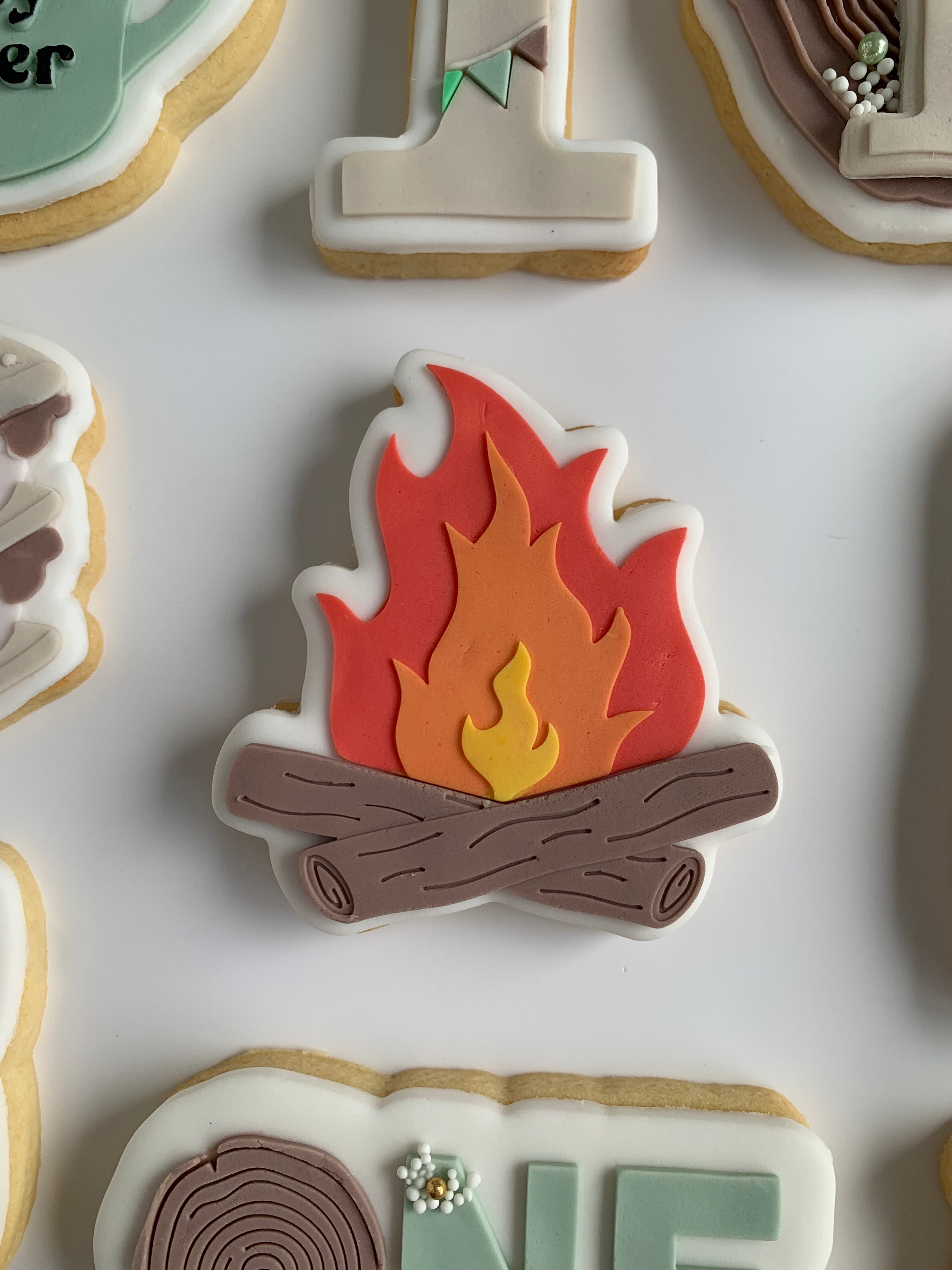 Cute campfire stamp and cutter