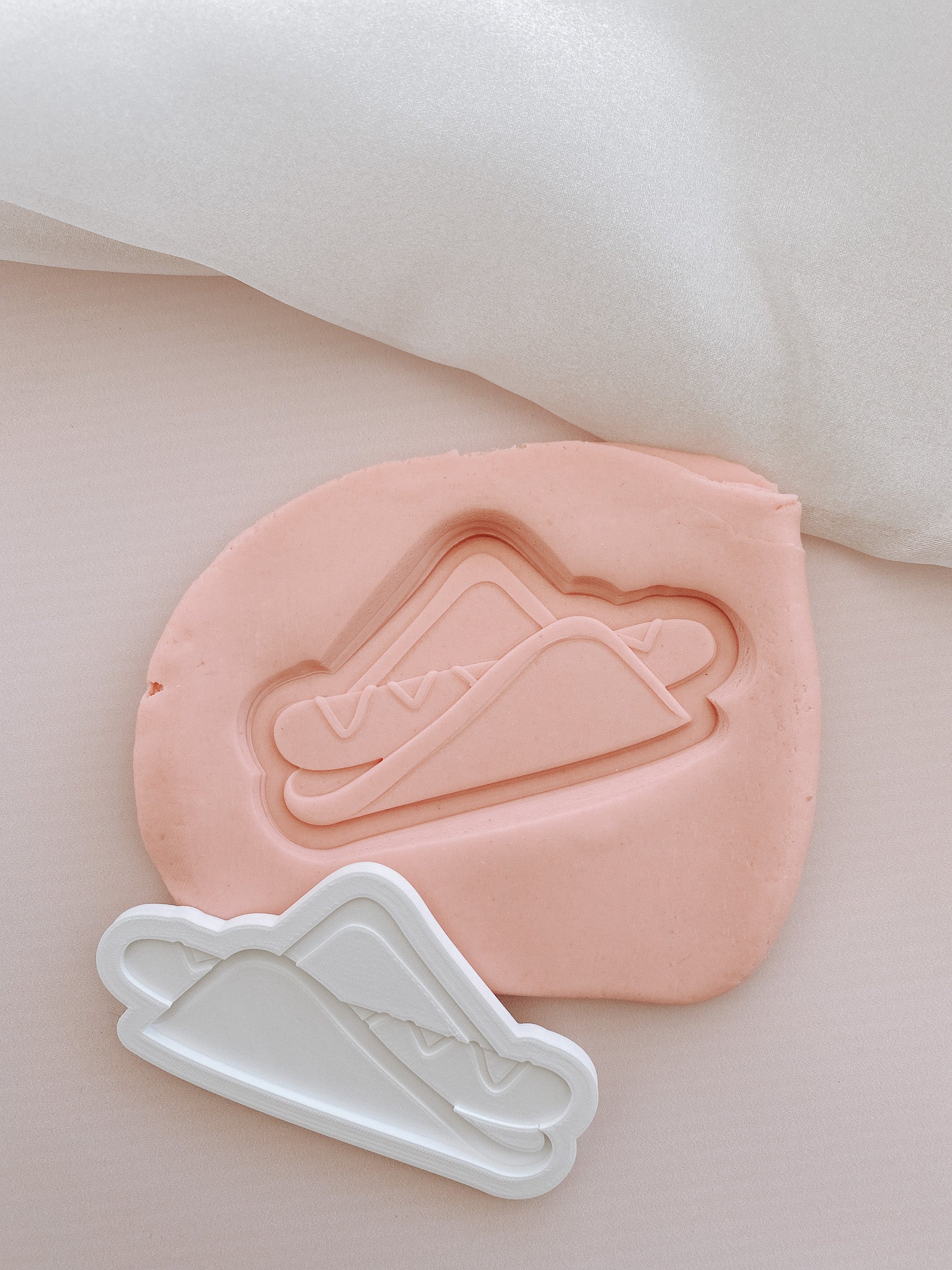 Bunnings set of 3 stamps and cutters