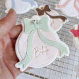Simple bauble with ribbon bow stamp and cutter