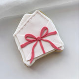 Valentines letter with bow stamp and cutter