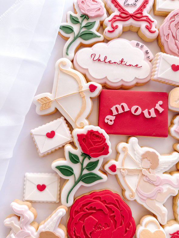 Cupids bow & arrow stamp and cutter