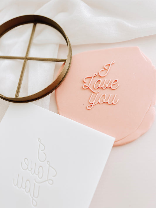 I love you cake plate and cutter