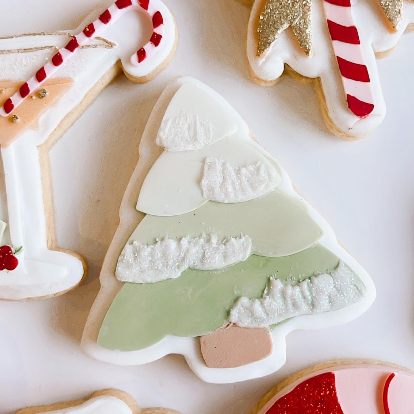 Simple layered Christmas tree debosser and cutter
