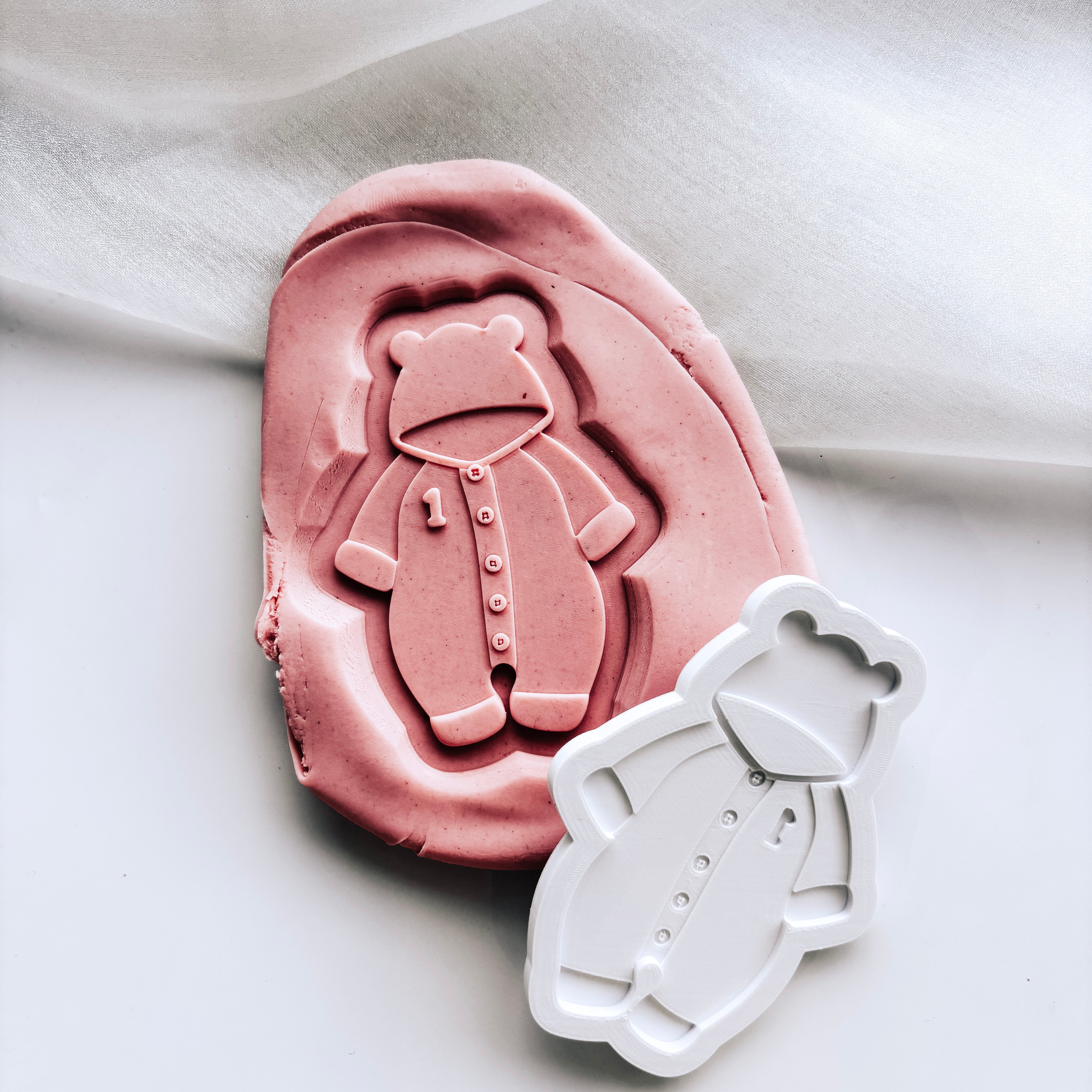 Bear themed onesie stamp & cutter