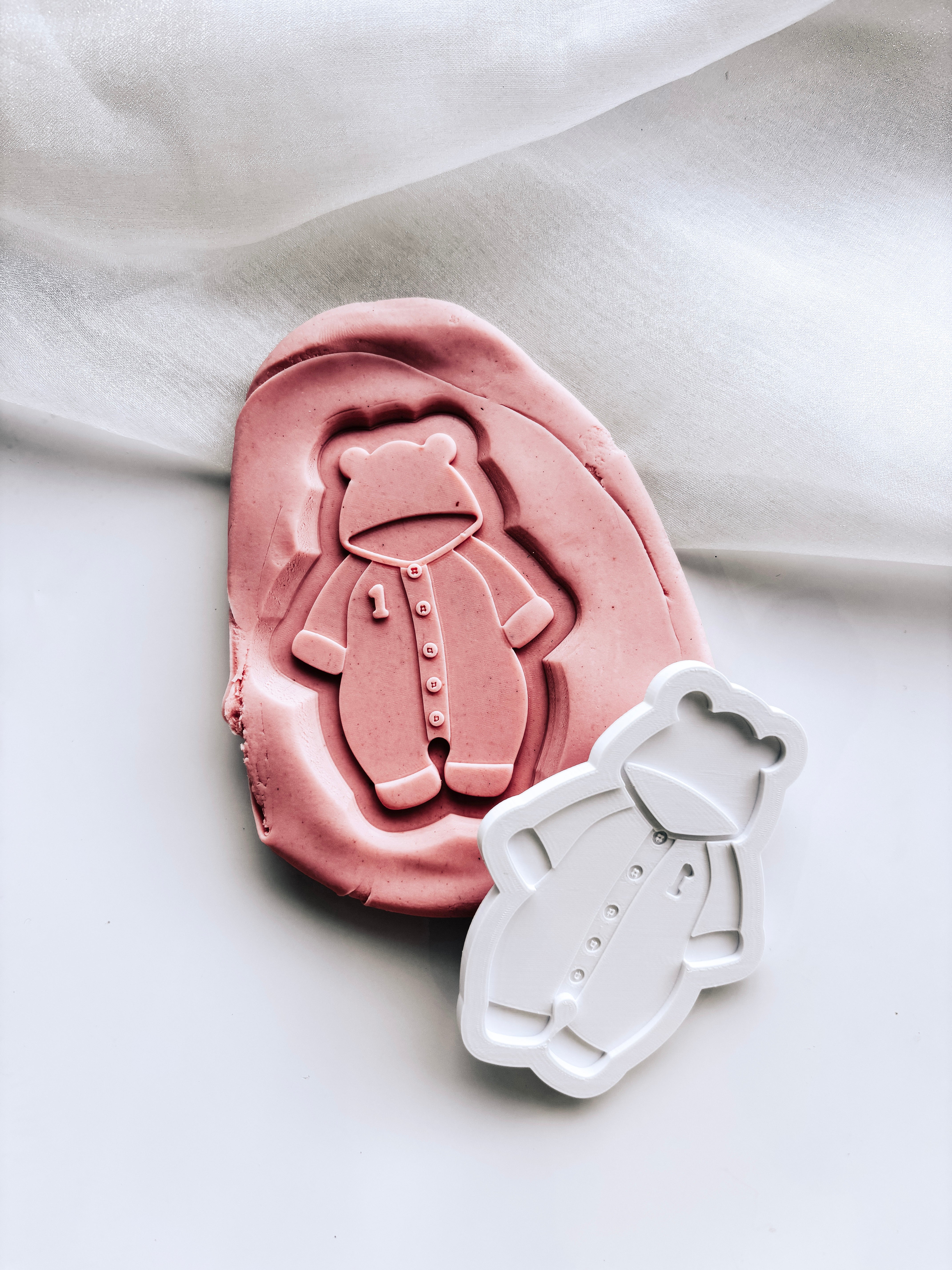 Bear themed onesie stamp & cutter