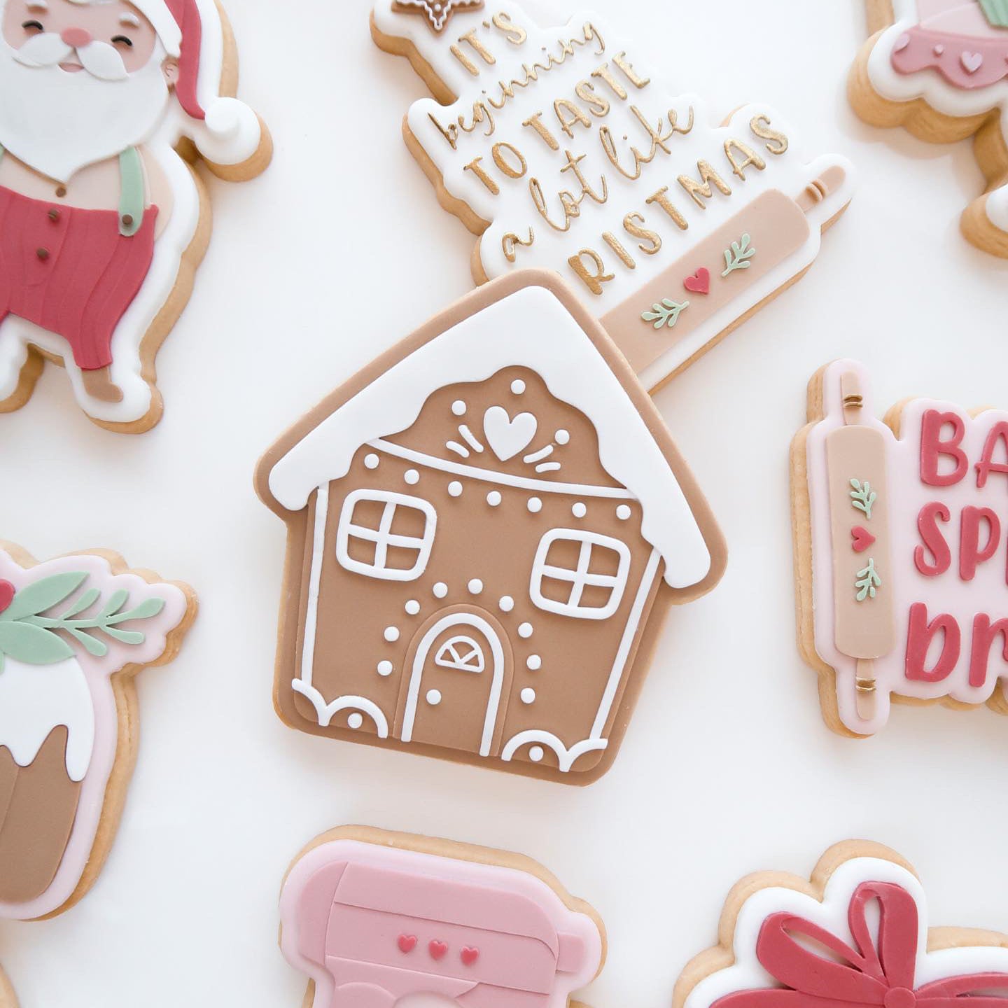 Simple gingerbread house debosser and cutter