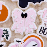 Cute ghost patterned bow stamp and cutter