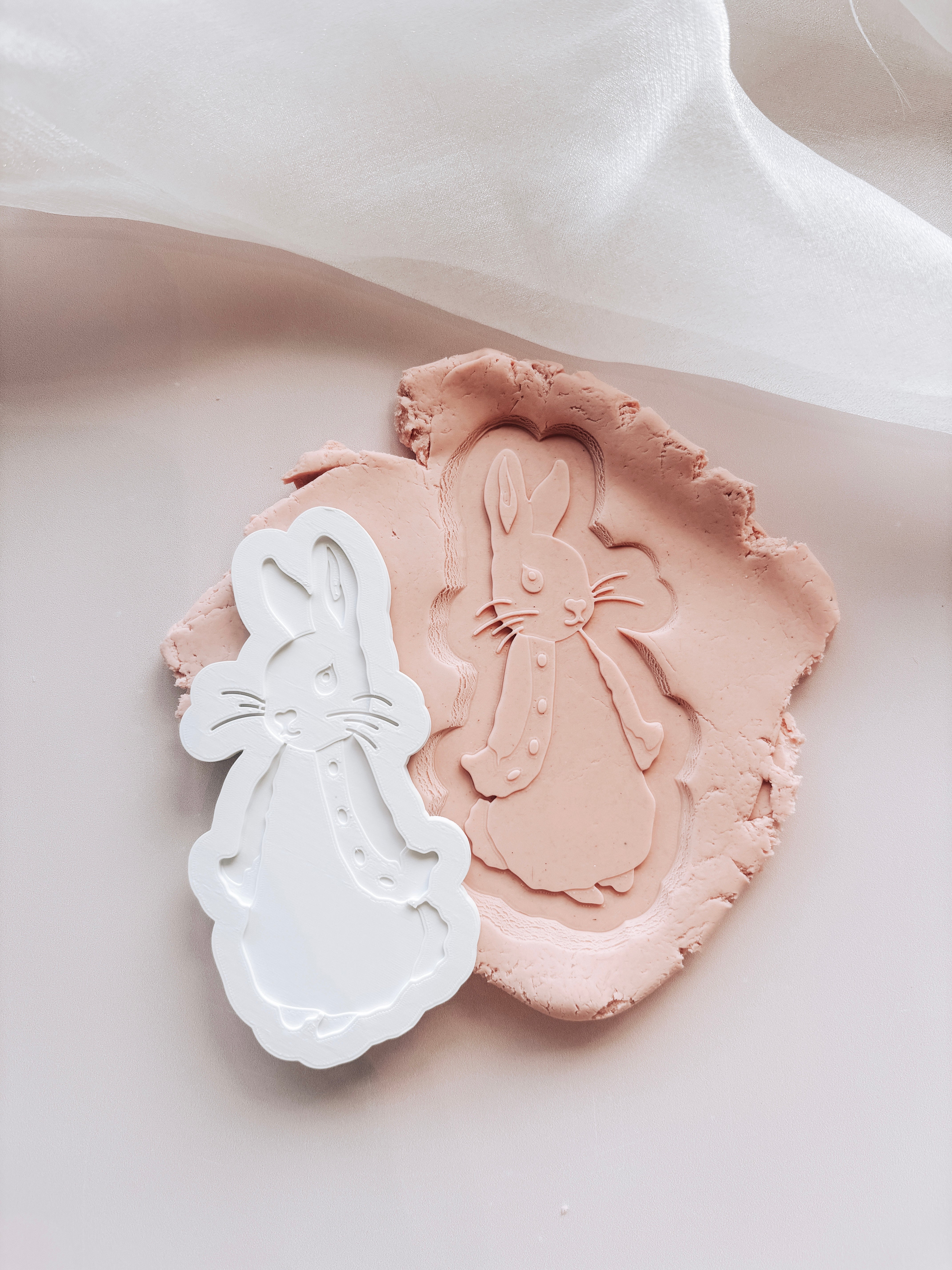 Boss Embossers Rabbit Classic flopsy bunny debosser and cutter– Boss Embossers