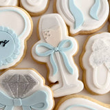 Single glass of Bubbles with bow Stamp & Cutter