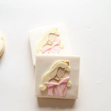 Set of 3 princesses silhouette plates