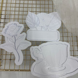 Odd Bunch- single rose, palm plaque & tea cup