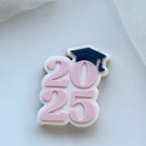 2025 with grad hat stamp & cutter