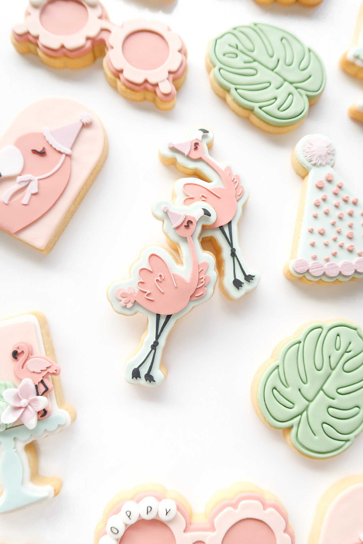 Dancing flamingo with party hat debosser and cutter