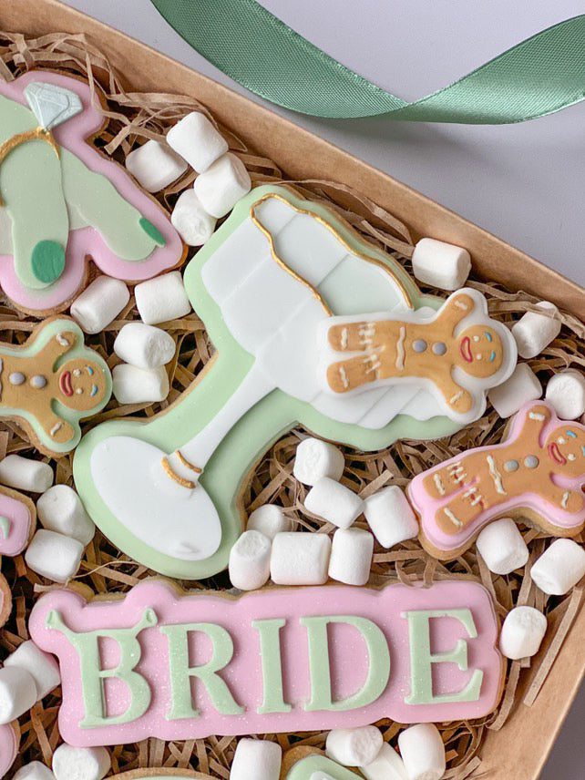 Mini gingerbread man stamp and cutter– Boss Embossers