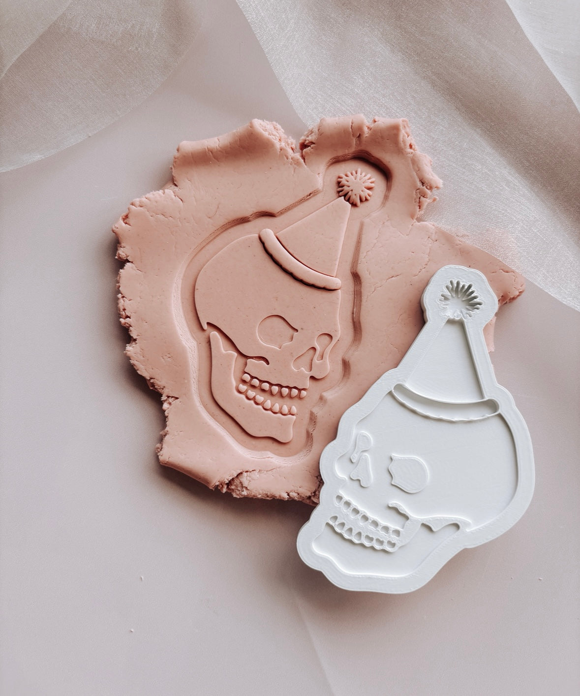 Skull with party hat debosser and cutter