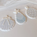 Christmas scallop shell with bow debosser and cutter