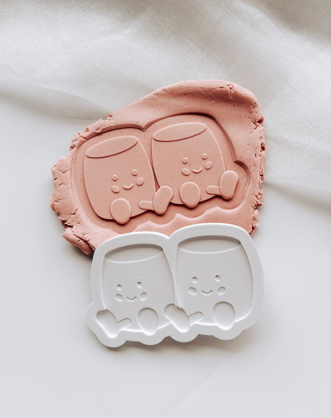 Amuseables pink and white marshmallows stamp and cutter