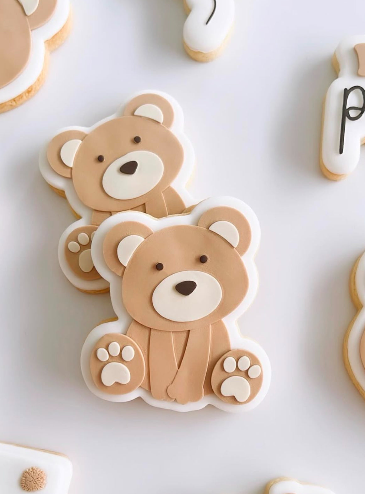 Simple cute sitting bear stamp and cutter