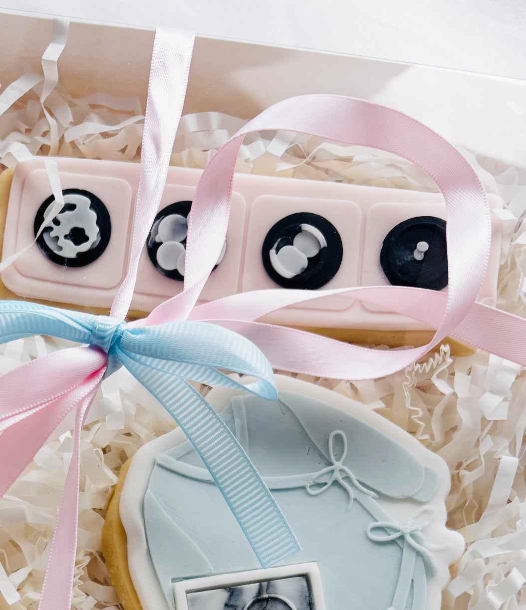 Microscopic embryo stages stamp and cutter