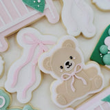 Sweet sitting bear with bow string stamp & cutter