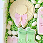 Gardening hat with bow & pattern on brim Stamp & Cutter
