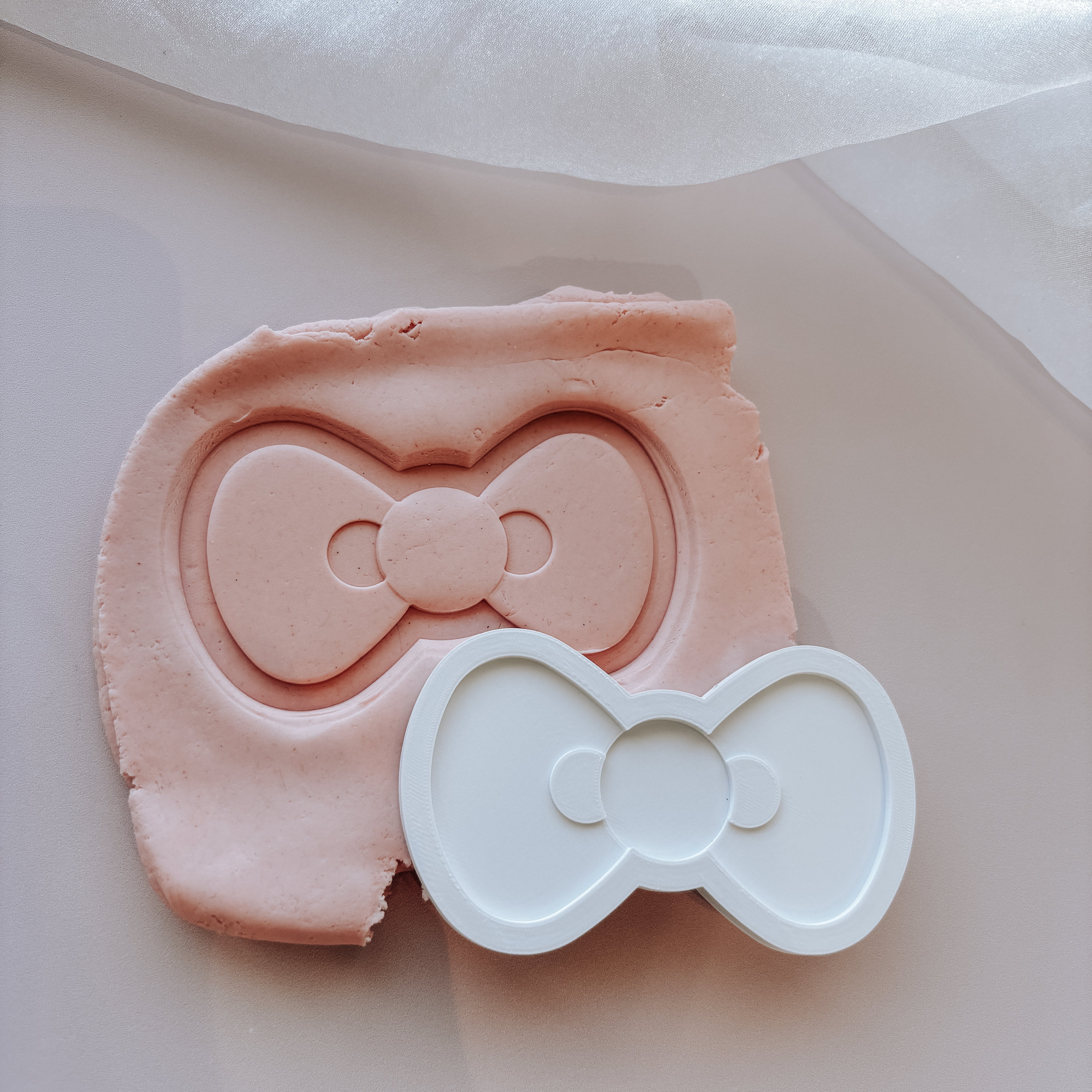 Emma wiggle or Hello Kitty bow stamp and cutter