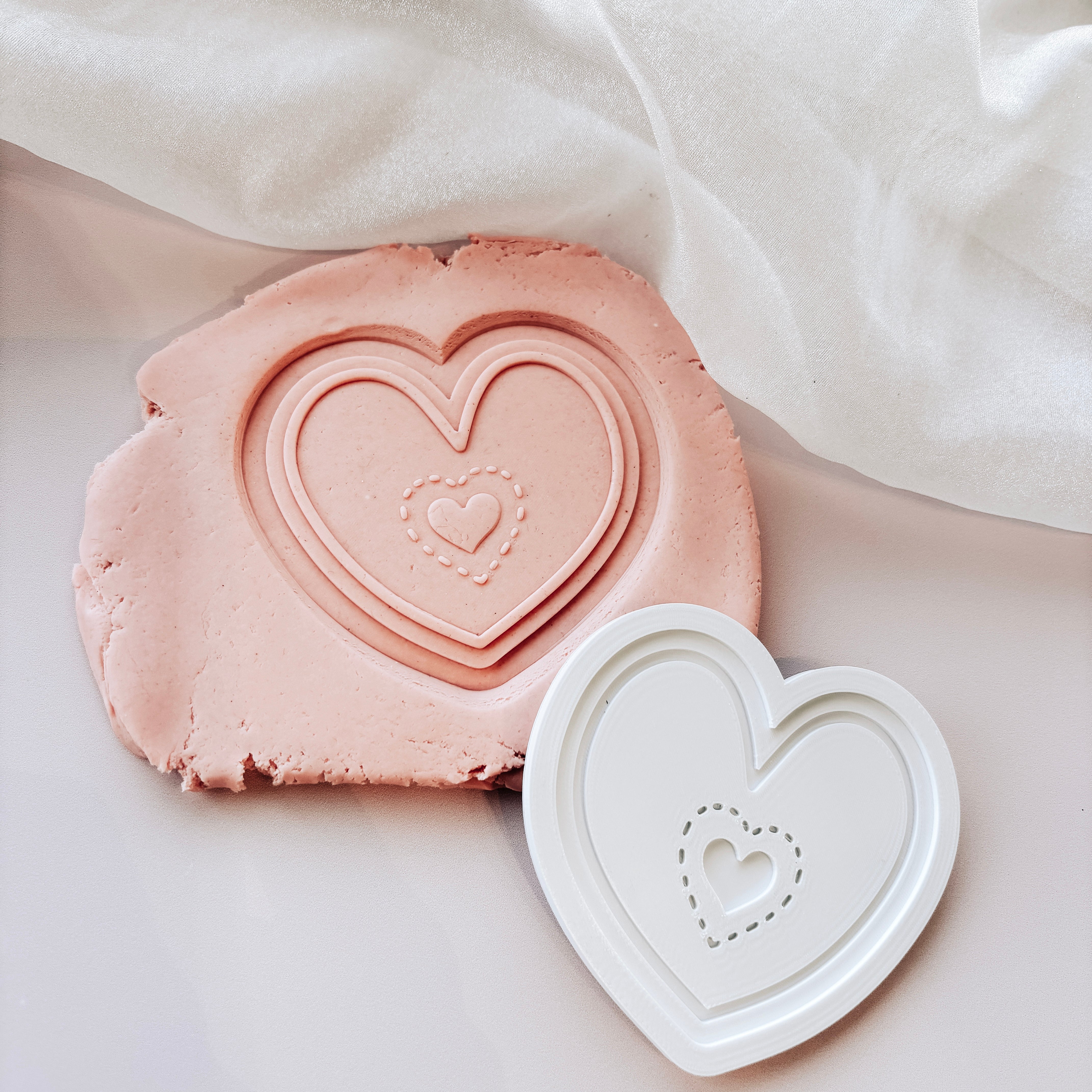 Grinch heart three times too small stamp and cutter