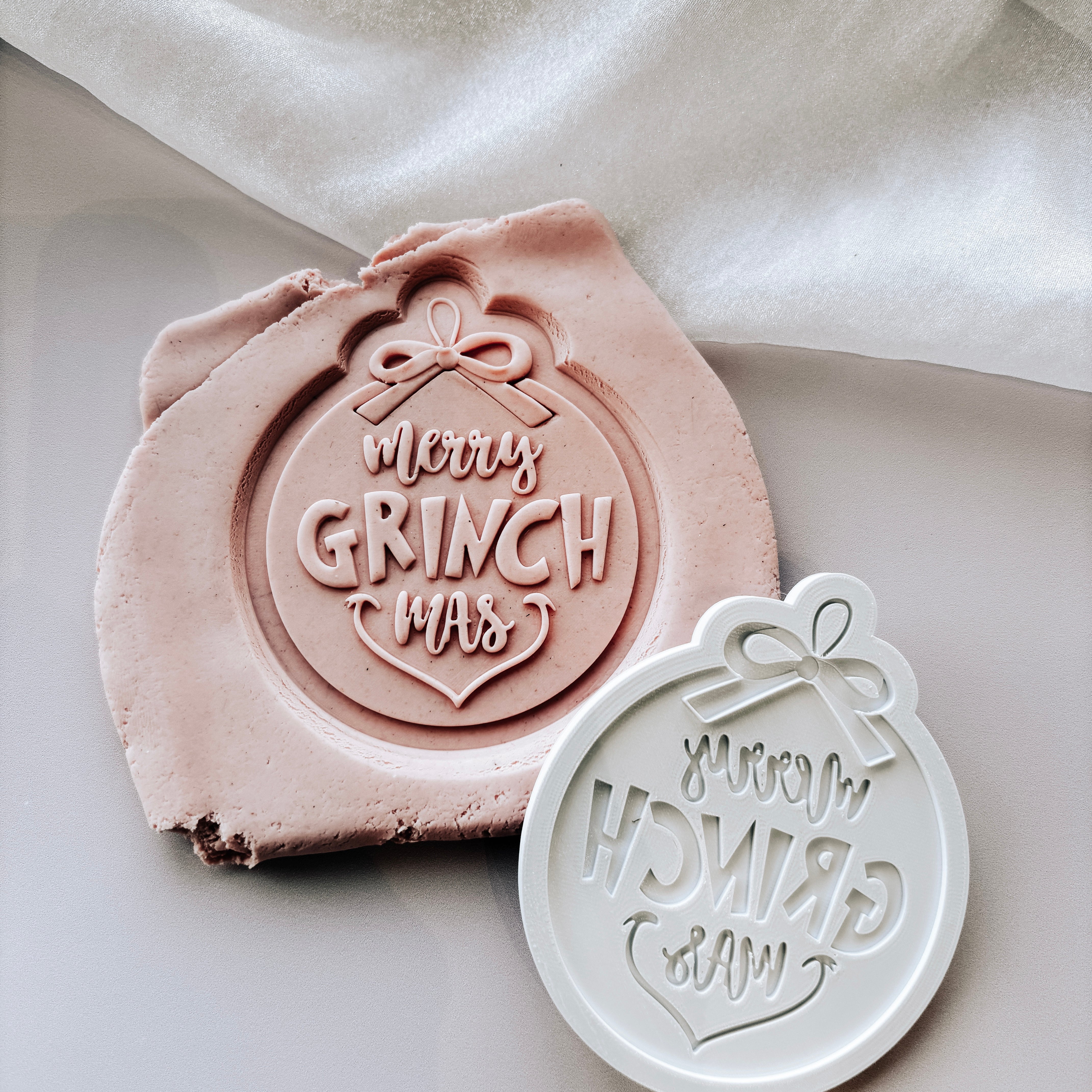 Merry Grinchmas Bauble with bow stamp and cutter