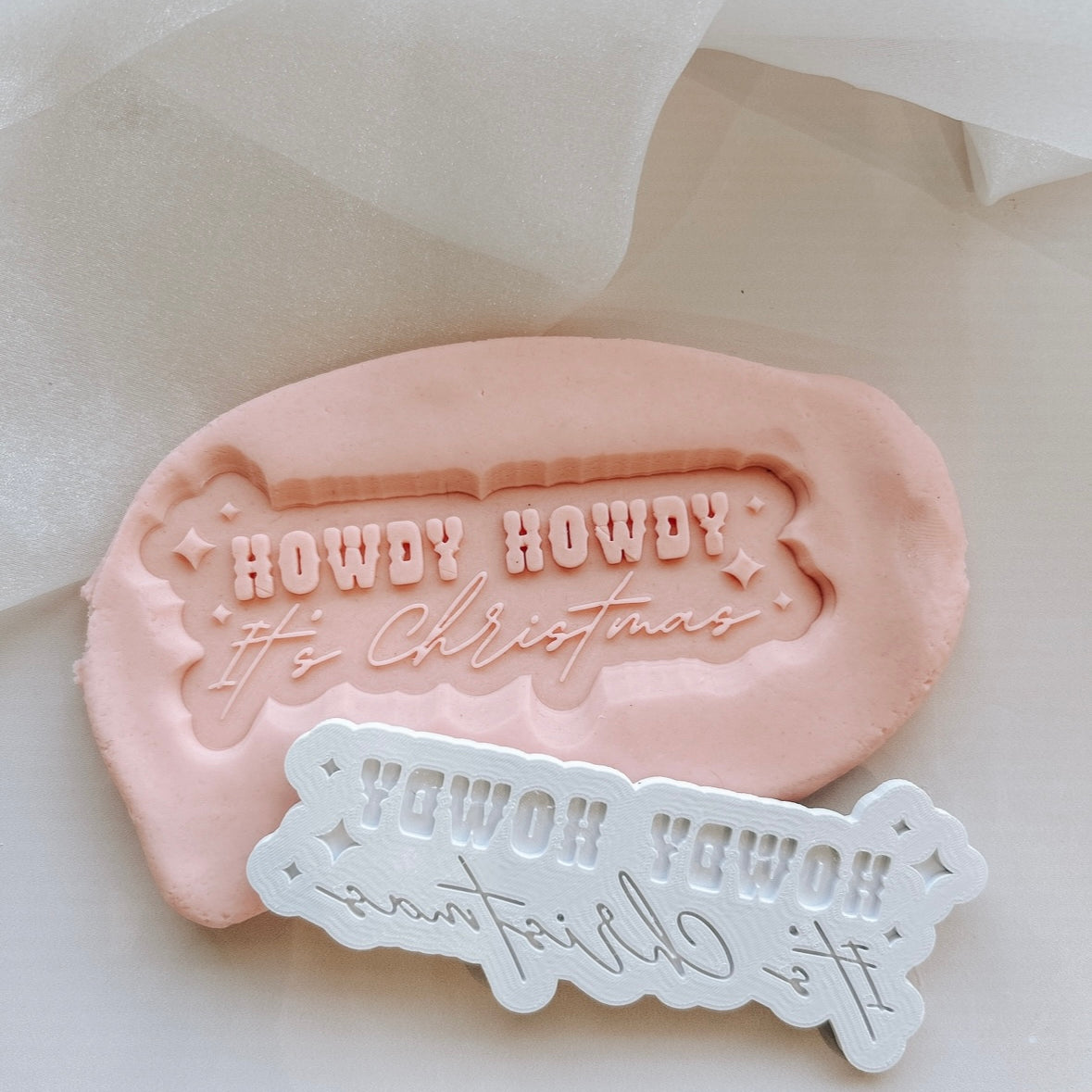 Howdy howdy its Christmas stamp and cutter