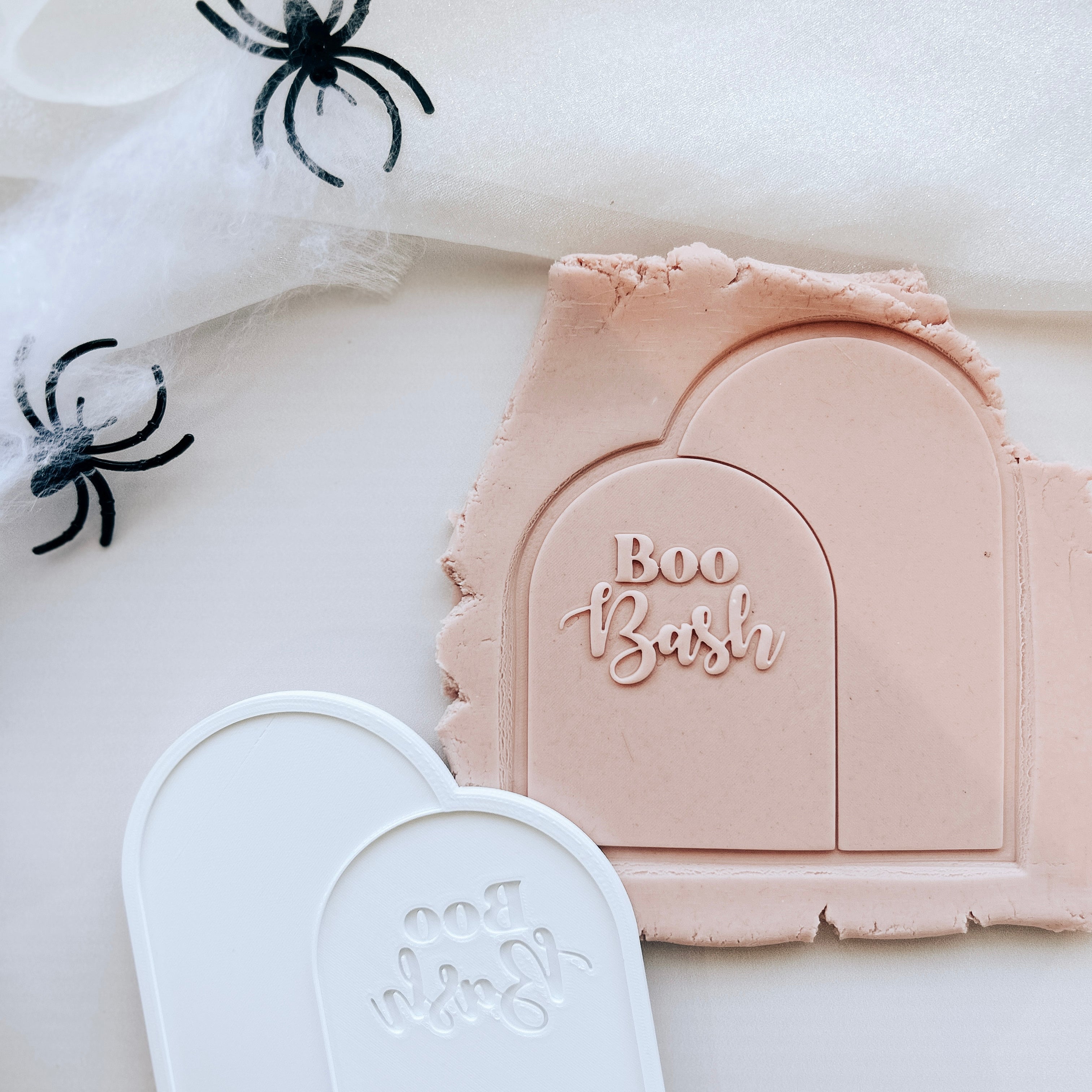 Boo bash double arch debosser and cutter