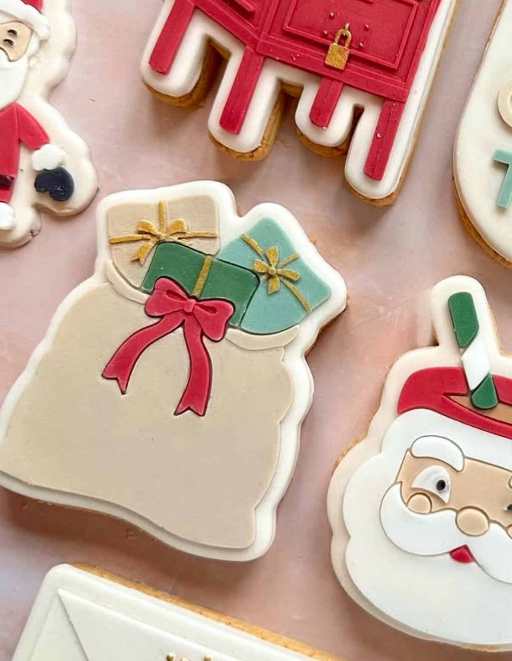 Simple Santa sack with presents stamp and cutter