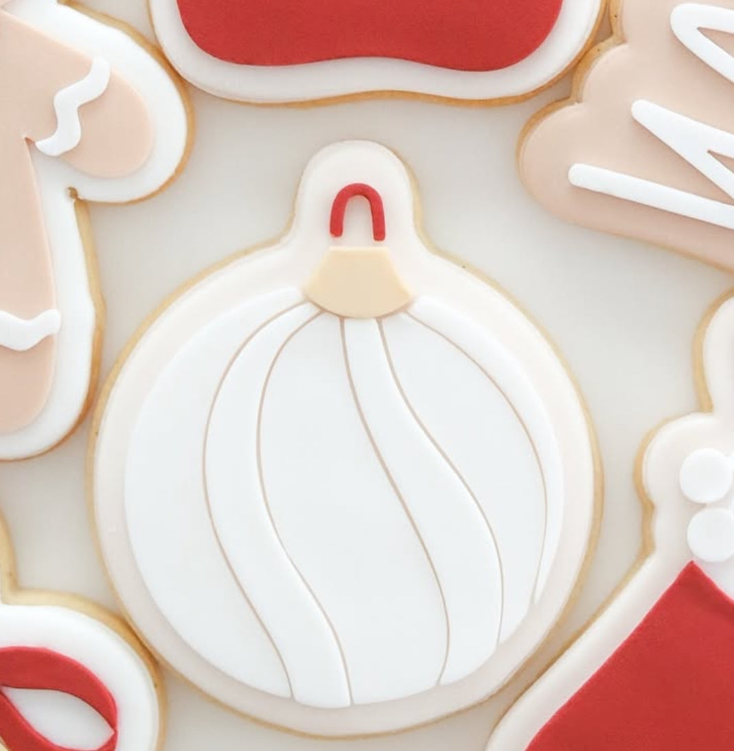 Simple wavy striped bauble stamp and cutter