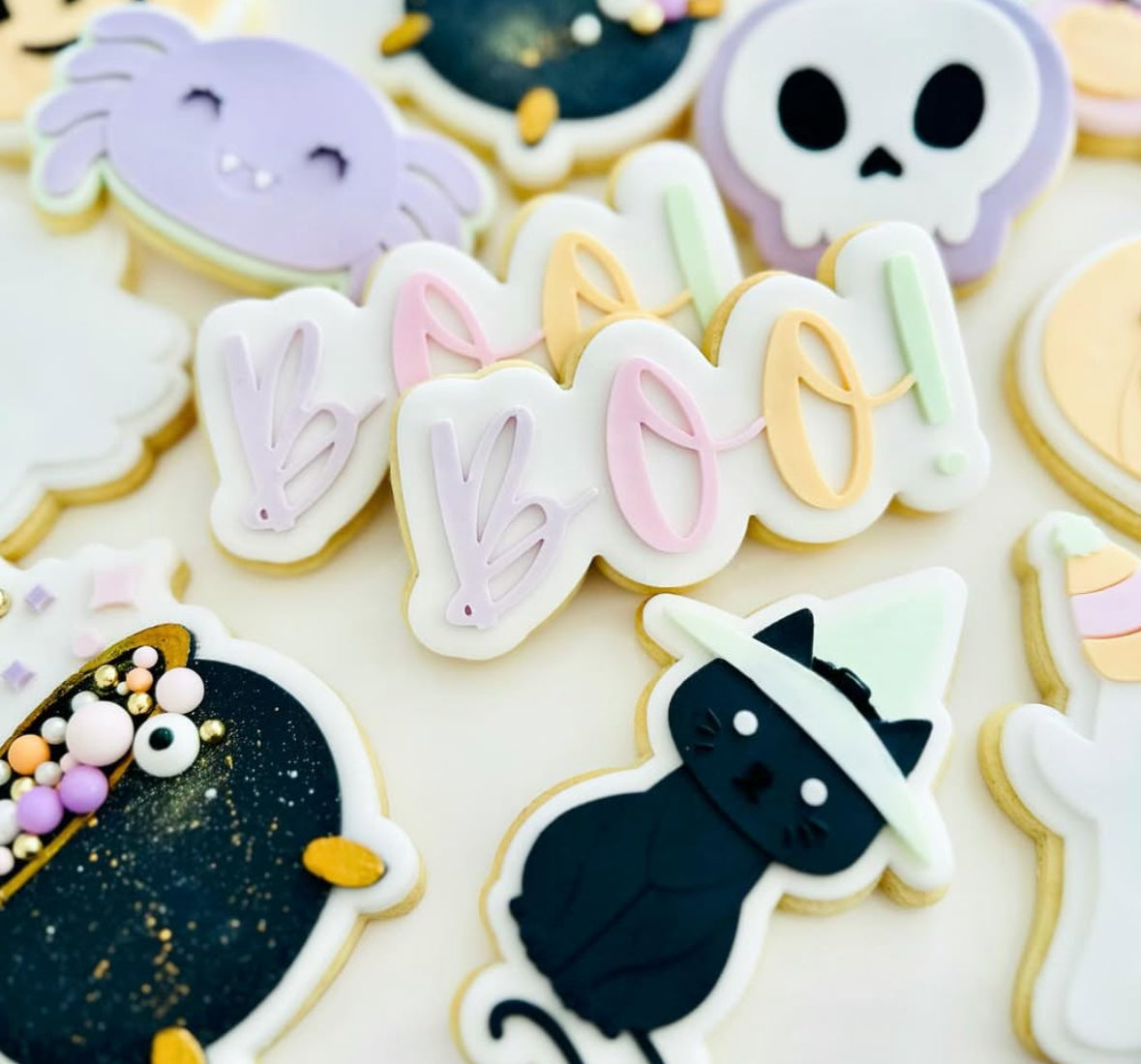 Standard sized BOO! EEK! debosser and cutters set of 2
