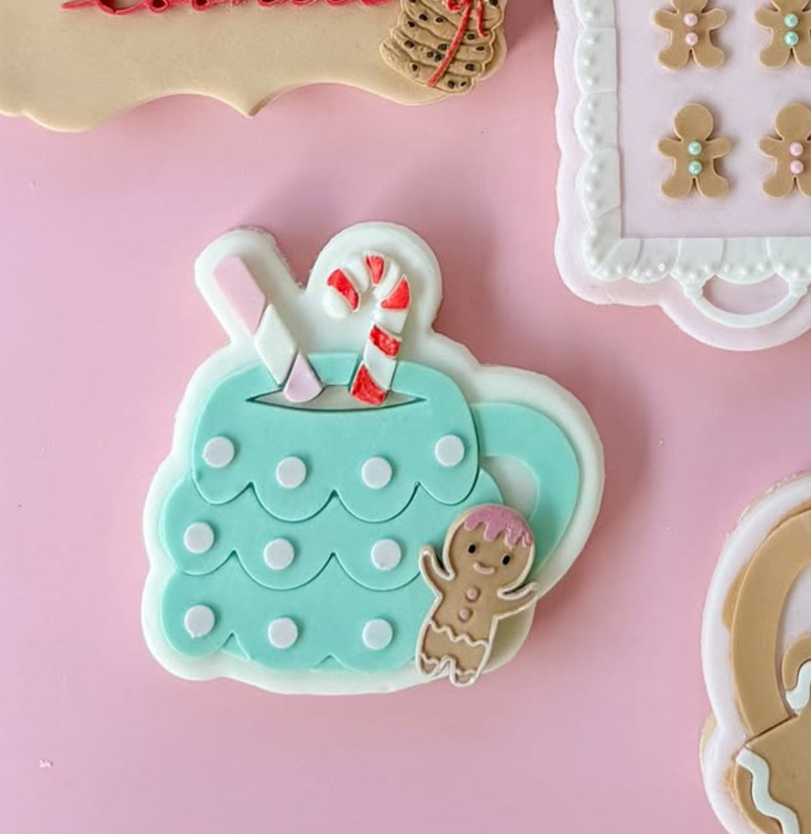 Christmas tree mug with straw stamp and cutter