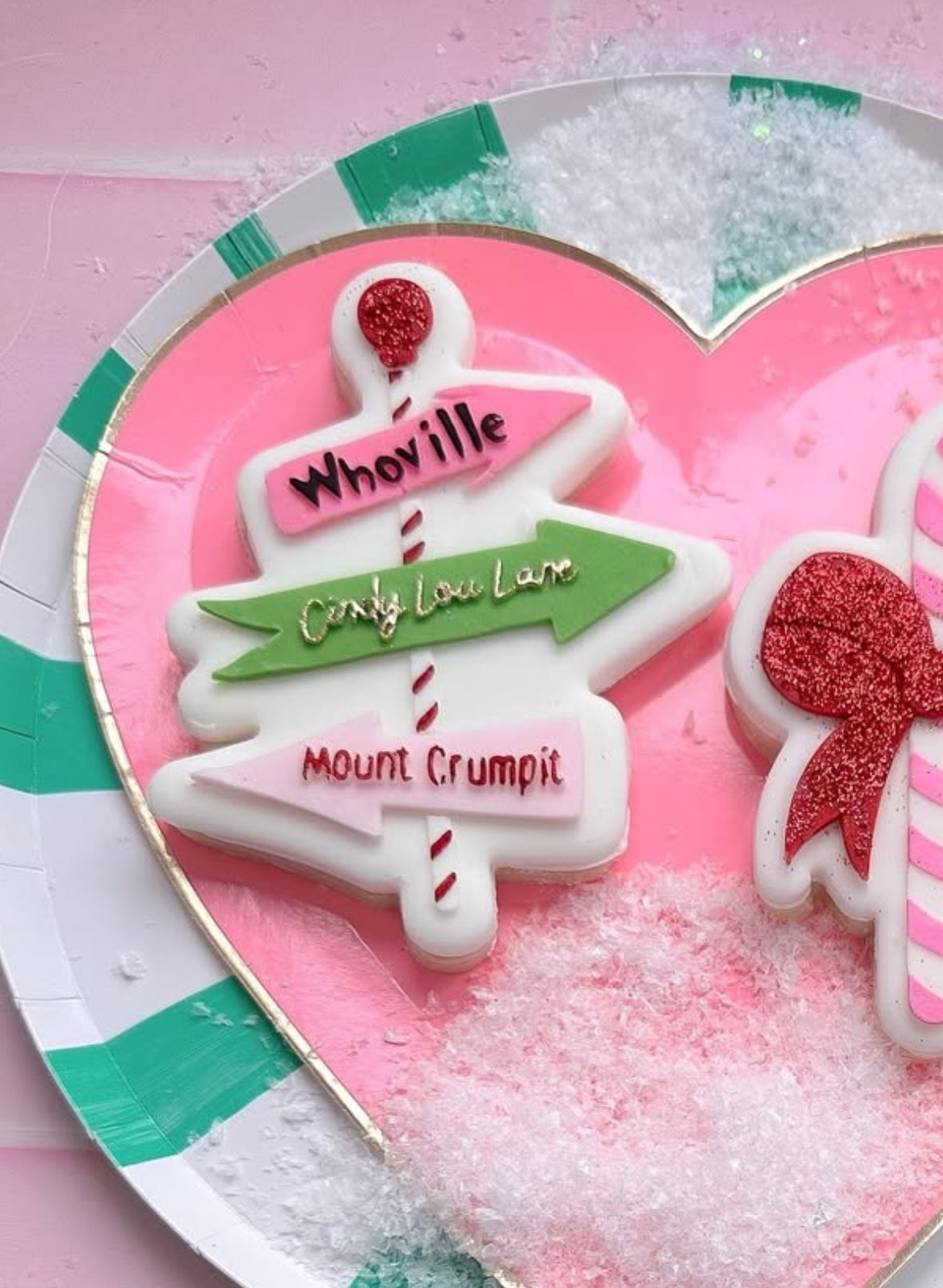 Grinch themed Signpost stamp and cutter