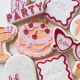 ROUND Retro buttercream vintage cake debosser and cutter