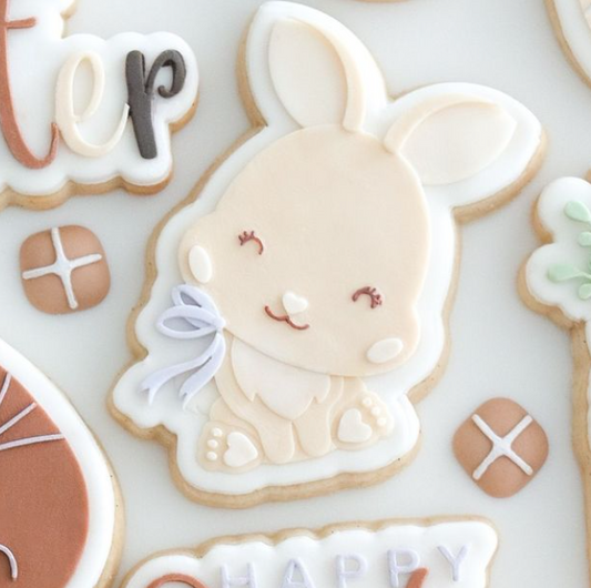 Easter bunny with bow & tilted head stamp and cutter