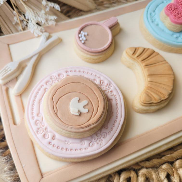 XL breakfast tray with minis set of 9 with matching cutters