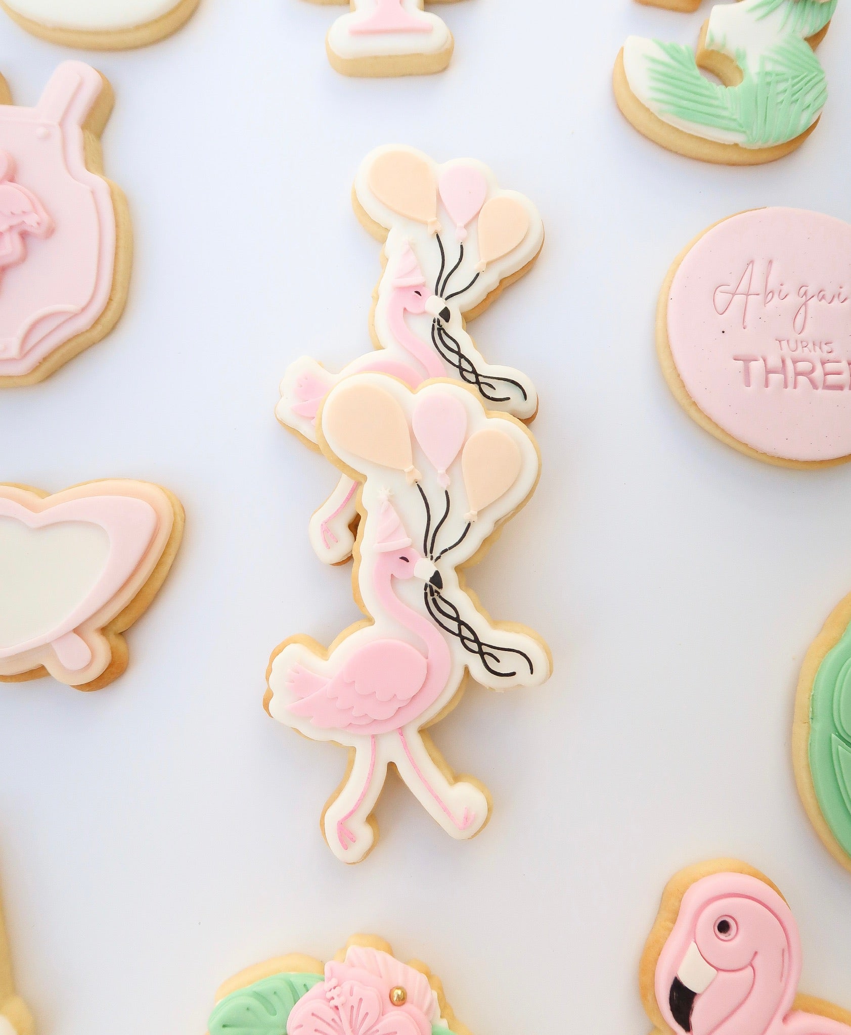 Party flamingo with balloons debosser and cutter