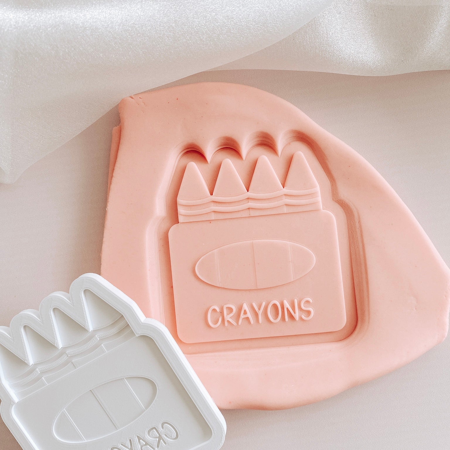 Crayons pack debosser and cutter