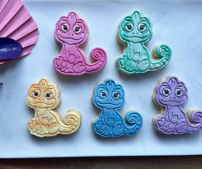 Lizard Chameleon Cookie Stamp and Cutter