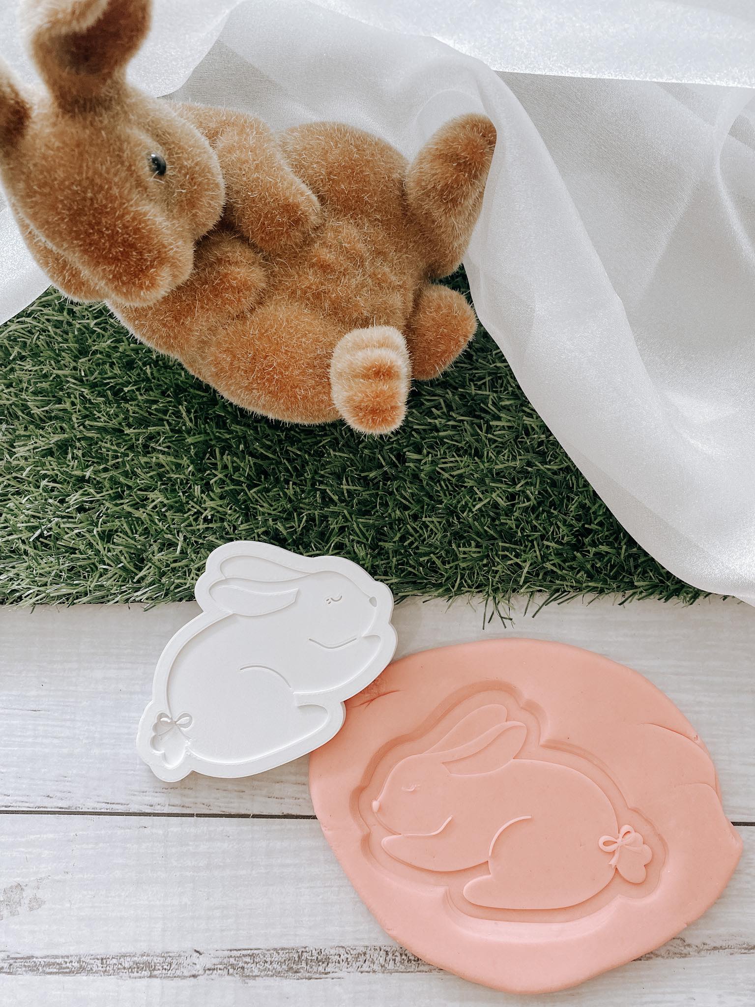 Boss Embossers Rabbit Boho Sleeping Bunny debosser and cutter– Boss Embossers