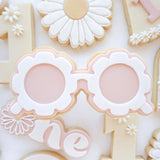 Daisy Glasses single stamp and cutter