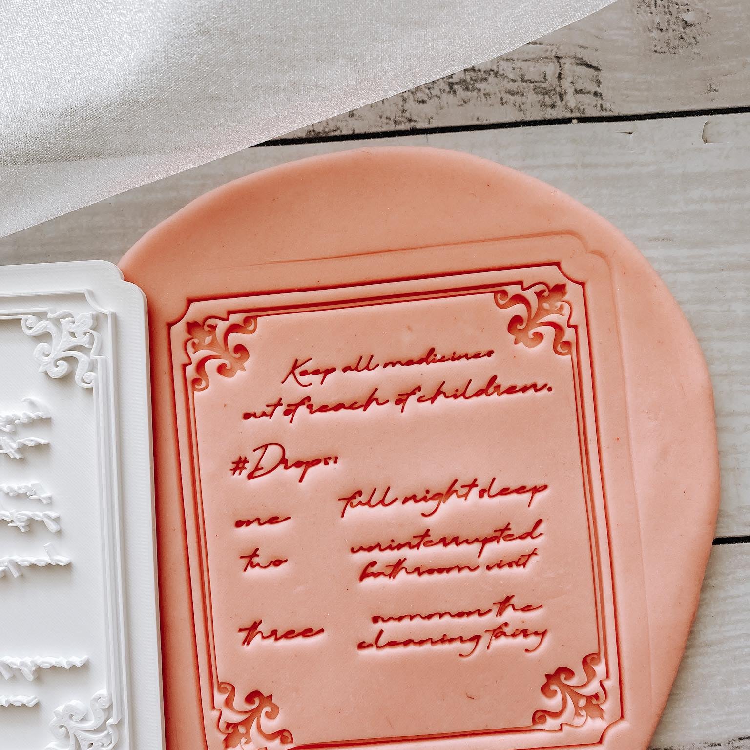 ser-MUM set of two stamps and cutters