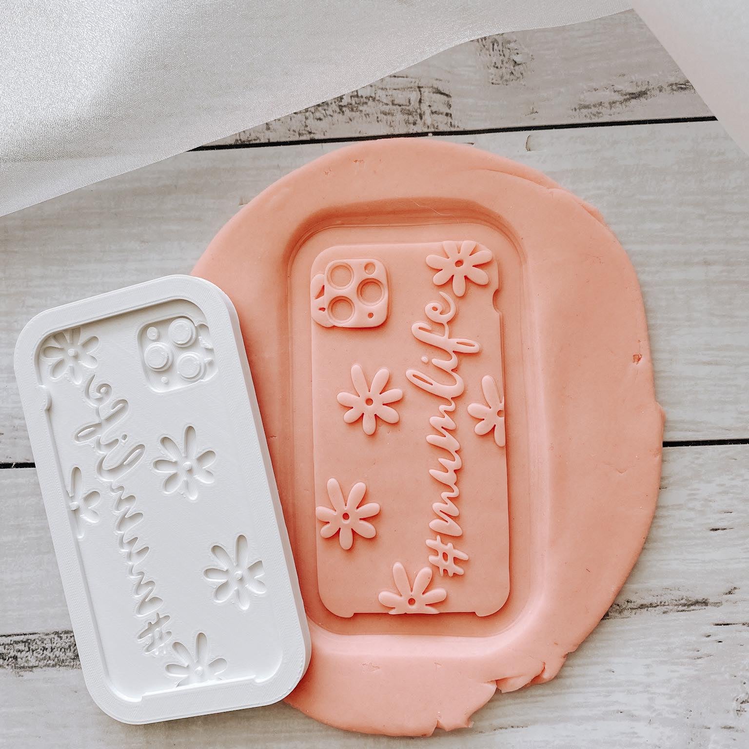 #mumlife phone case debosser and cutter