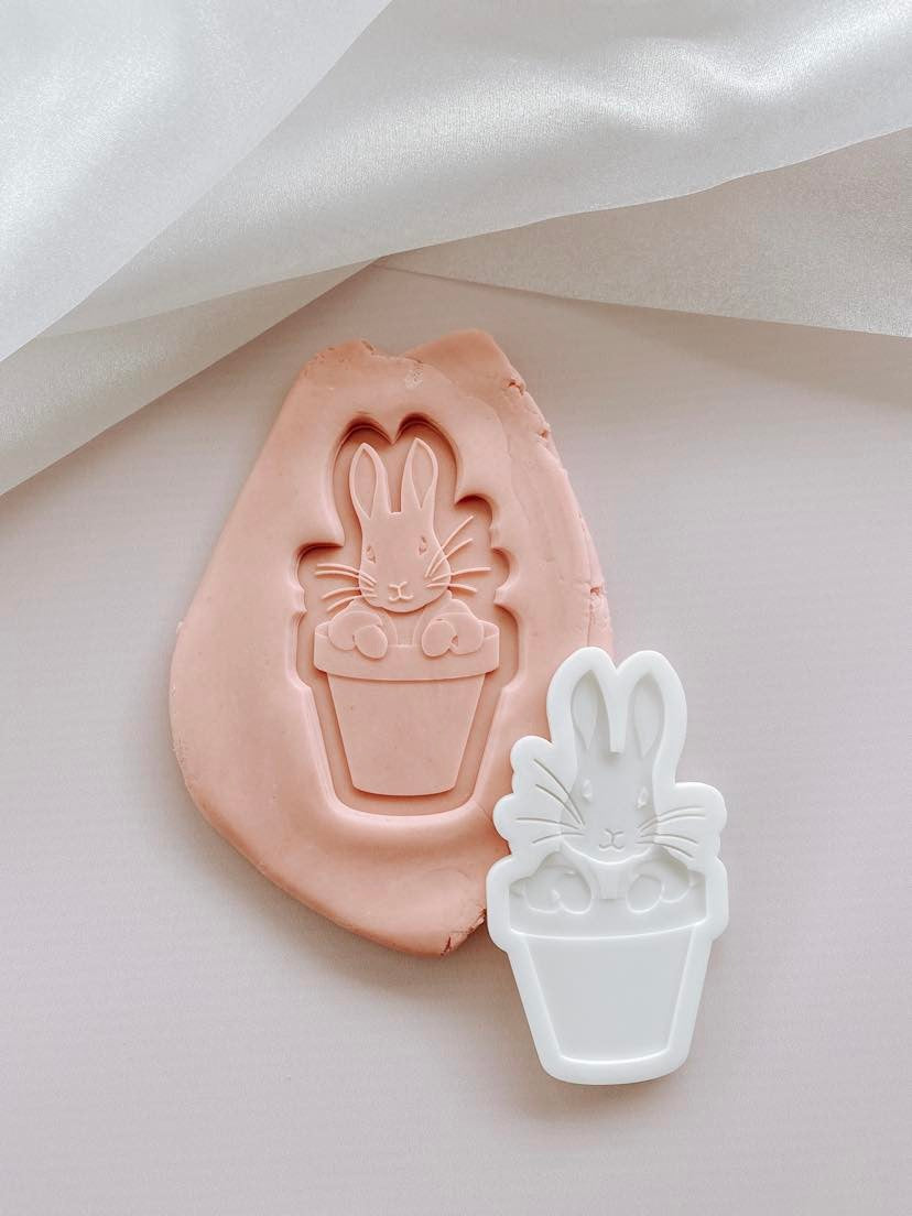 Boss Embossers Rabbit Peter Rabbit in Terracotta pot debosser and cutter– Boss Embossers